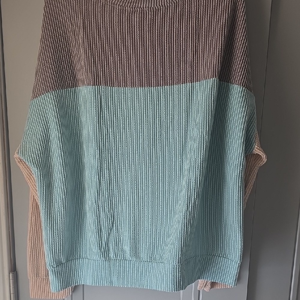 Colorblock Women's Blouse - Picture 2 of 5